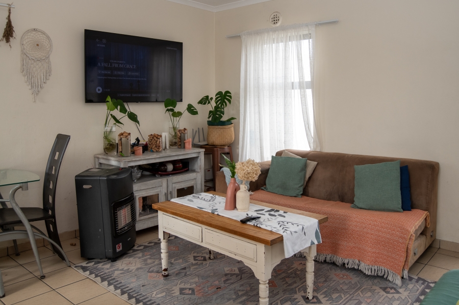 2 Bedroom Property for Sale in Parklands Western Cape